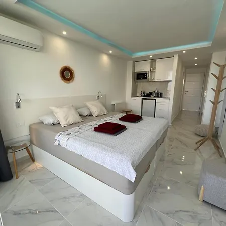 Tenerife Sea View Sun 222 *